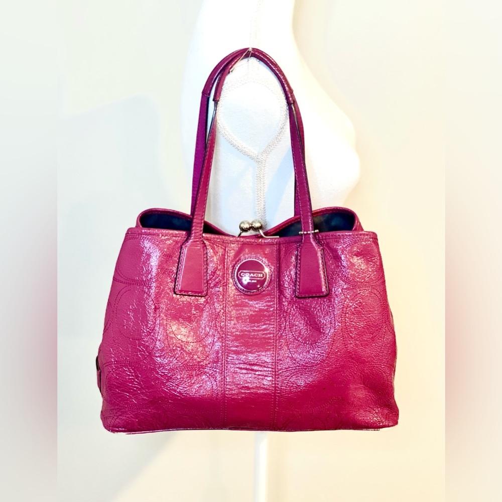 Coach Purple Patent Leather Signature Monogrammed Kiss lock Shoulder Bag